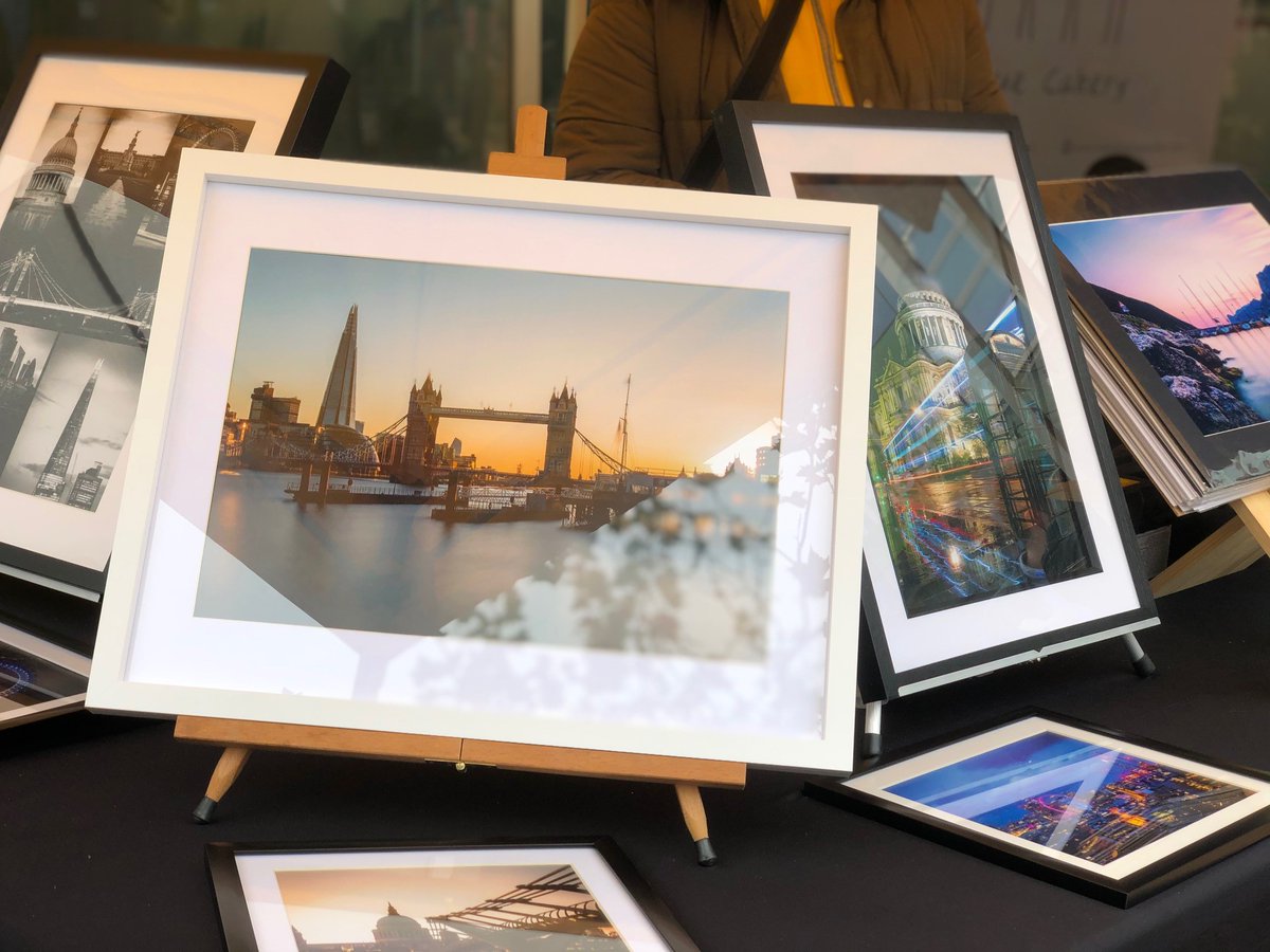 lovewimbledon's tweet photo. Our Autumn Arts Market returns to The Piazza this weekend. In the spirit of community, we have chosen to go ahead with this event. Come along and shop for unique pieces or join the cultural activities and workshops. Part of the @mertonartsfestival. 17- 18 September, 11am-6pm. https://t.co/qrs8MzNc6L