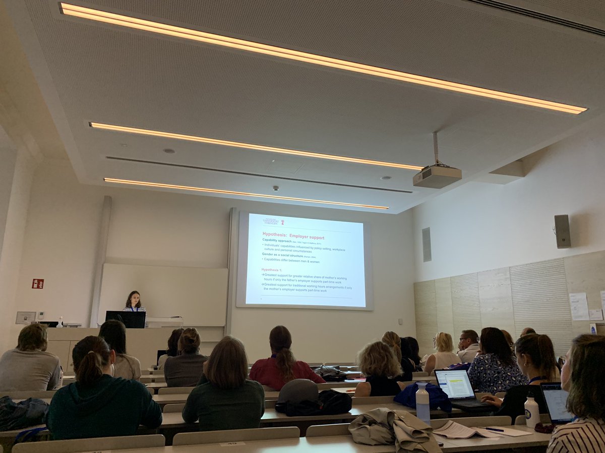 laramaest's tweet photo. #foodforthought at #espanet22 reflecting over family policy in UE and in comparative perspective, can we tailor effective policies for women’s capabilities? #track23 @leon_marga E.Pavolini https://t.co/8AnlzcRlvs