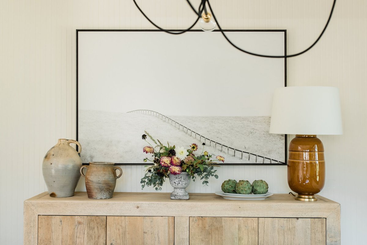 fletch_rhodes's tweet image. Another fave local #artist Gregoire Moulin in our #HealdsburgWeekendEscape project. Discover more of our go-to photographers on the #FRblog: fletcherrhodes.com/blog/fr-art-lo…

#FletcherRhodes #FRstyle #InteriorDesign #SonomaInteriorDesigner #NapaInteriorDesigner #WineCountryStyle