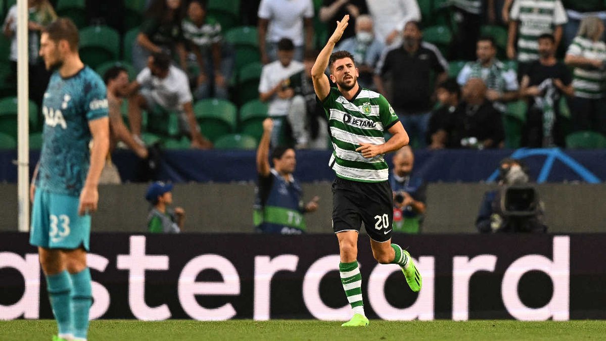 leoninopt's tweet photo. 💪 Golo de Paulinho visto de um outro ângulo 💪

👏 Novas imagens dão ainda maior brilhantismo ao gesto técnico do ponta de lança leonino 👏 👉 https://t.co/0Qiy0Od6zP

#FutebolSCP #SportingCP #SCPTOT #UCL https://t.co/FKfmbamPeJ