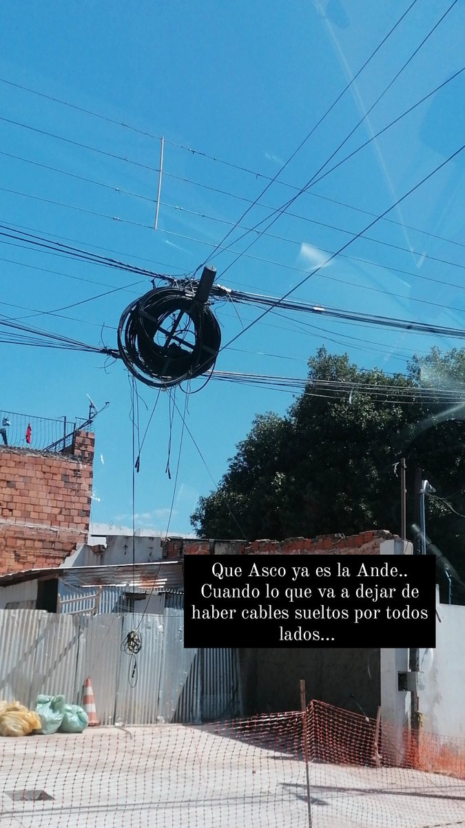 Ojala algún día estemos libres de estos horribles paisajes, vienen a arreglar y dejan colgados todos los cables, algunos ni sirven más
<a href="/ANDEOficial/">ANDE Página Oficial</a>