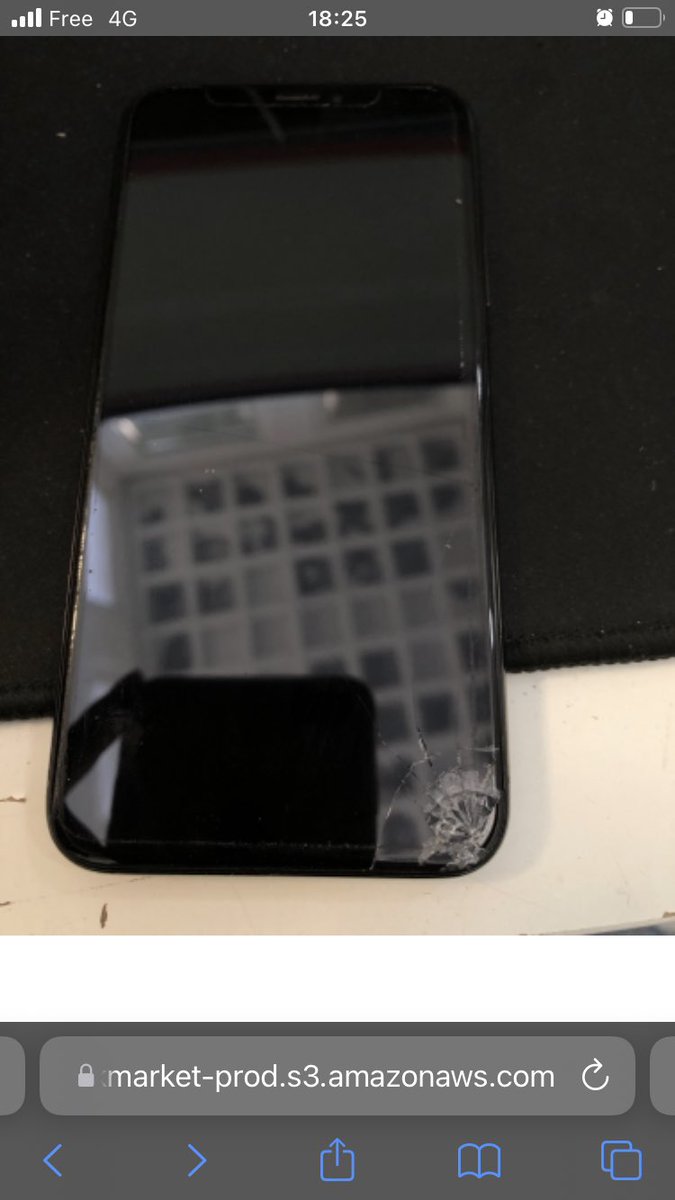 Amg673's tweet photo. Je sais que peu de personne verront sa mais je le poste quand voici comment j’ai revu mon téléphone après l’avoir envoyer en réparation chez backmarket je l’avais envoyer avec aucun défaut sur la vitre avant ni arrière merci d’essayer de faire tourner ces images https://t.co/DAKjNldL6t