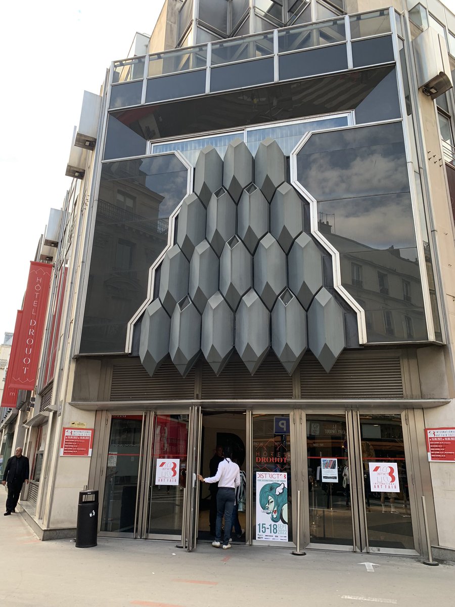 xaviermarquet's tweet image. #Obey @elseed #Banksy #JonOne #Invader @christianguemy ou encore SUN 7… la @District13ArtF débute avec @g_itinerrance et aussi la Yosr Ben Ammar Gallery de #Tunis jusqu’au 18 septembre à @Drouot