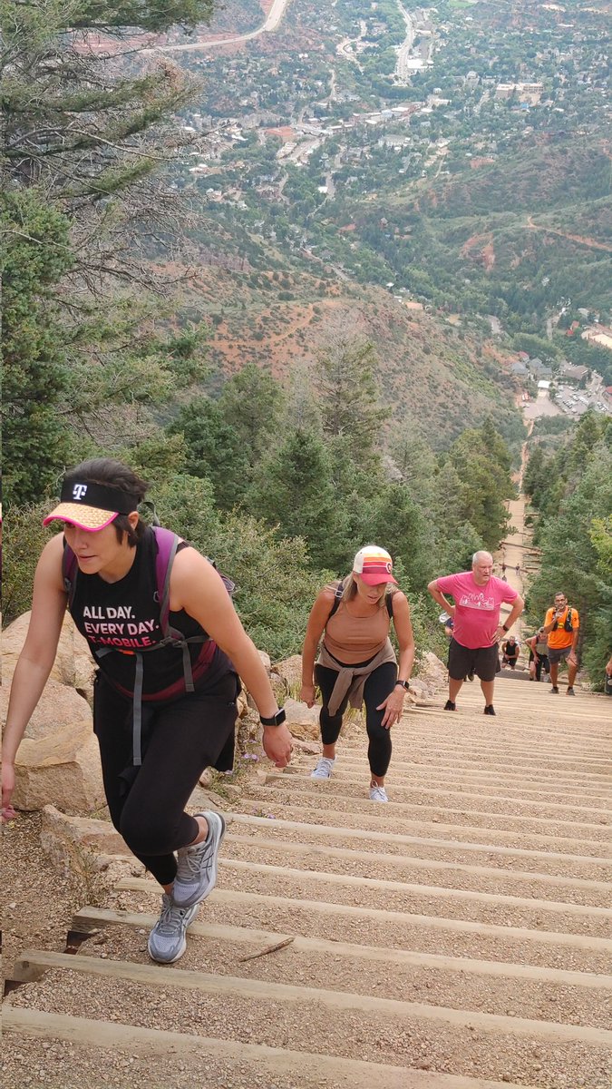 Prepaid Central visiting the great state of Colorado and conquering Manitou Incline!
#TeamElevate
@TerryHayesIII @SteveGerevas