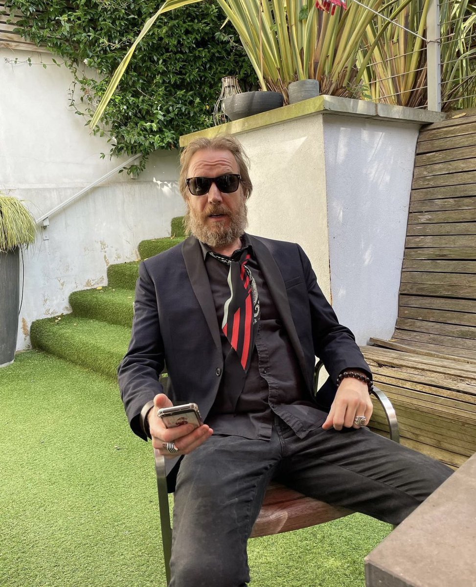 Fabien Frankel and Milly Alcock behind the scenes of THAT scene. He also posted the rest of these as well 😂 #HouseOfTheDragon  #HOTD