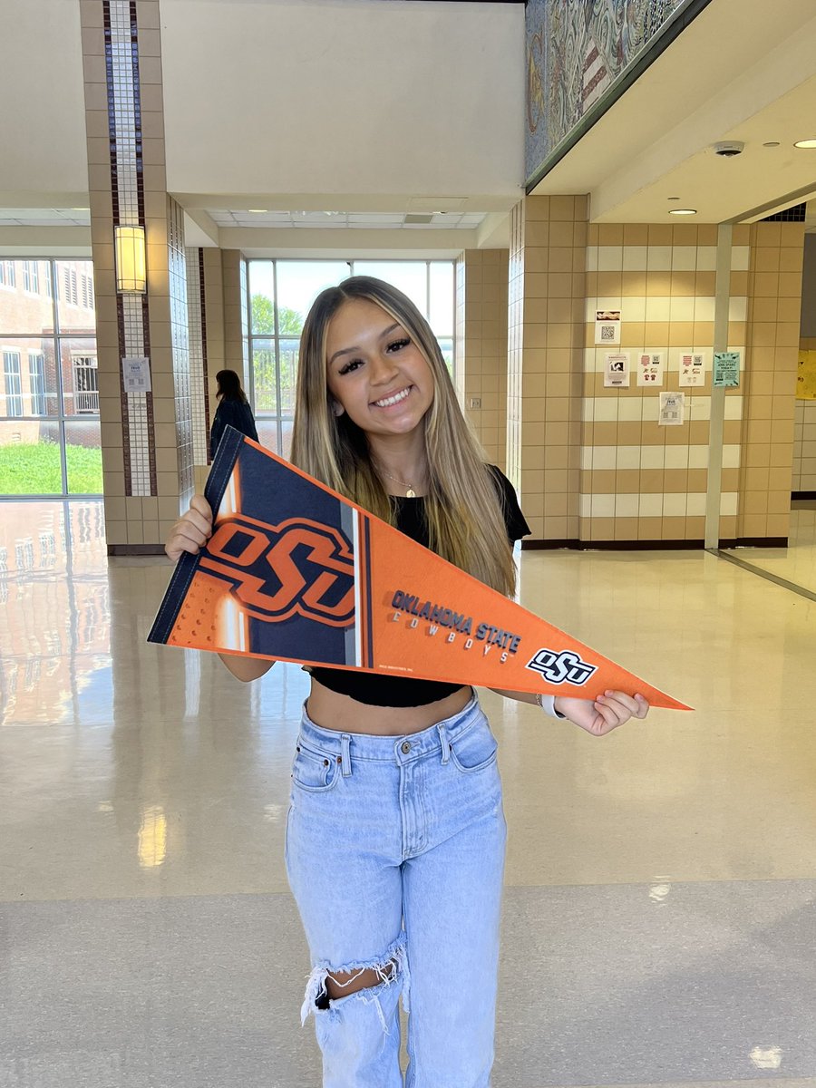 ChargerAvid's tweet photo. Congratulations Valentina ! @okstate Acceptance # 2 https://t.co/vSJgnOh2eU