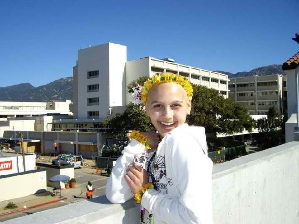 Day 14🎗
#ChildhoodCancerAwarenessMonth 

I’ll never forget standing with the CT scan technician as our daughter’s chest scan image came up on the screen. It looked exactly like those dreaded images that turned me numb when I researched “abnormal chest X-Ray”

#ChildhoodCancer 🎗