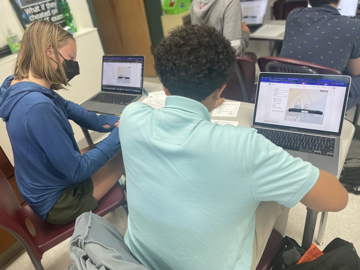 MsFusinaChem's tweet photo. Honors Chem students explored signs of chemical reactions using @ExploreLearning Gizmos! @SSSASsaints #ChemEd #SaintsLearn #SaintsScience https://t.co/dimKdIW9GA