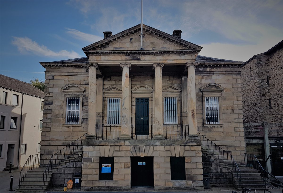 Tomorrow we look at #Lancaster's role as a thriving 18th cent. port and how wealth was made in our 'Lancaster - A Golden Age?' #GuidedWalk 2pm start from #LancasterCastle gateway. Tickets: shorturl.at/ghtz9 or at the start! 🎟 #LancasterGuide #MaritimeHistory #SlaveTrade