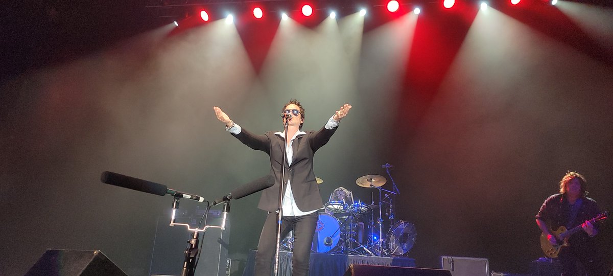 dan_chronicles's tweet photo. Here are a few #StoneTemplePilot pics from the Colorado state fair on 9/4! Again if you would like to see more #ConcertPics and read my #Dans420Chronicles #ConcertReview check out my site
https://t.co/eXSoRtCW09 https://t.co/ywkmsznDSN