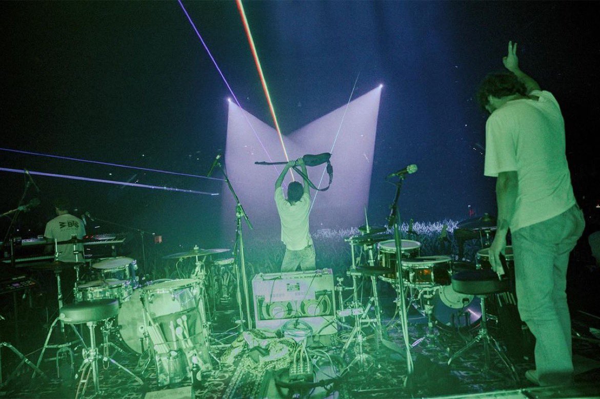 tameimpala's tweet image. Euro tour complete. Thanks to everyone who came to see us. Love you guys