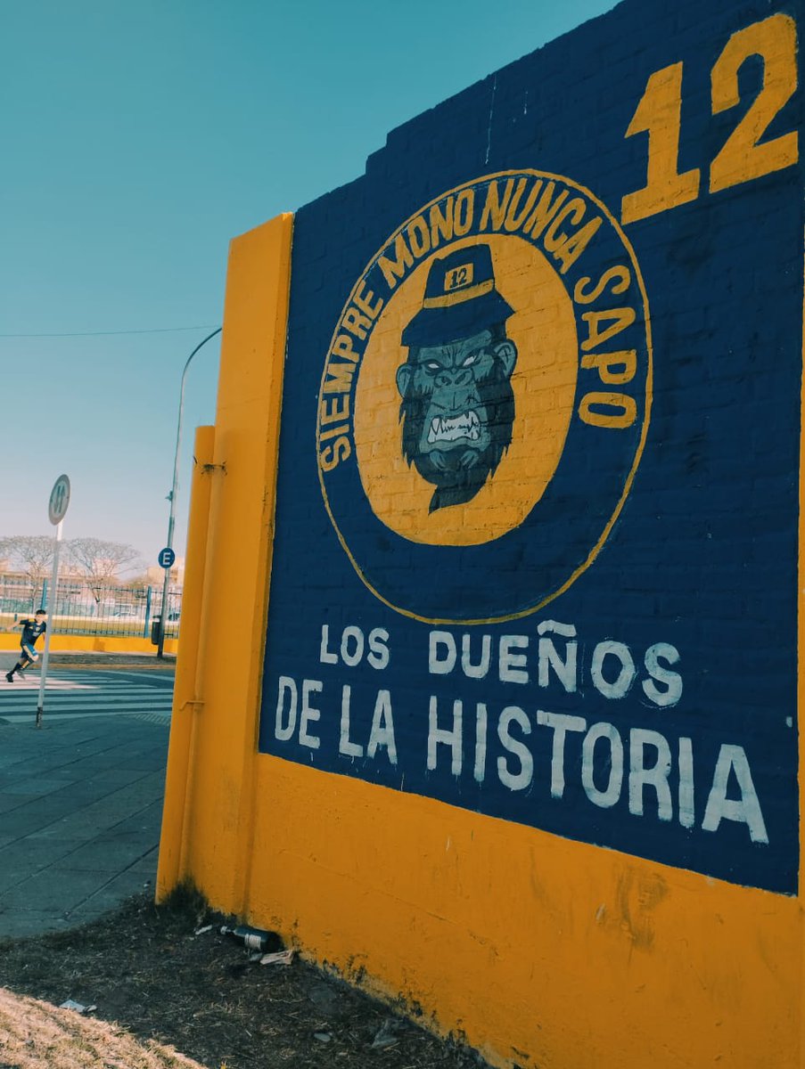 TatiiiCABJ's tweet photo. El hincha de Boca AMA ser mono, ser negro y ser villero. Todo con lo que ellos nos bardean a nosotros nos enorgullece https://t.co/z4LXDqo5rB