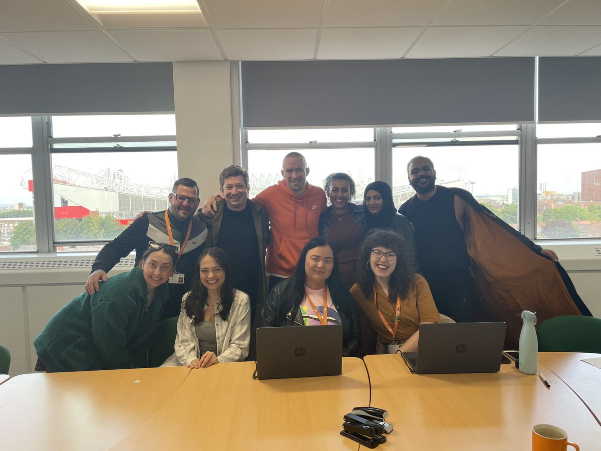 HelenStuart129's tweet photo. I LOVE WEDNESDAYS 🥳 #CYPteam #dreamteam @TLC_Charity https://t.co/Xxmzm6H9tp