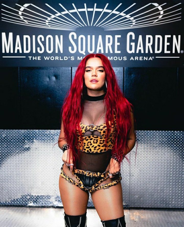 lealtykeid's tweet photo. Karol en Madison Square Garden anoche, junto a ozuna y maldy ❤❤❤ https://t.co/HSKZXfON6B