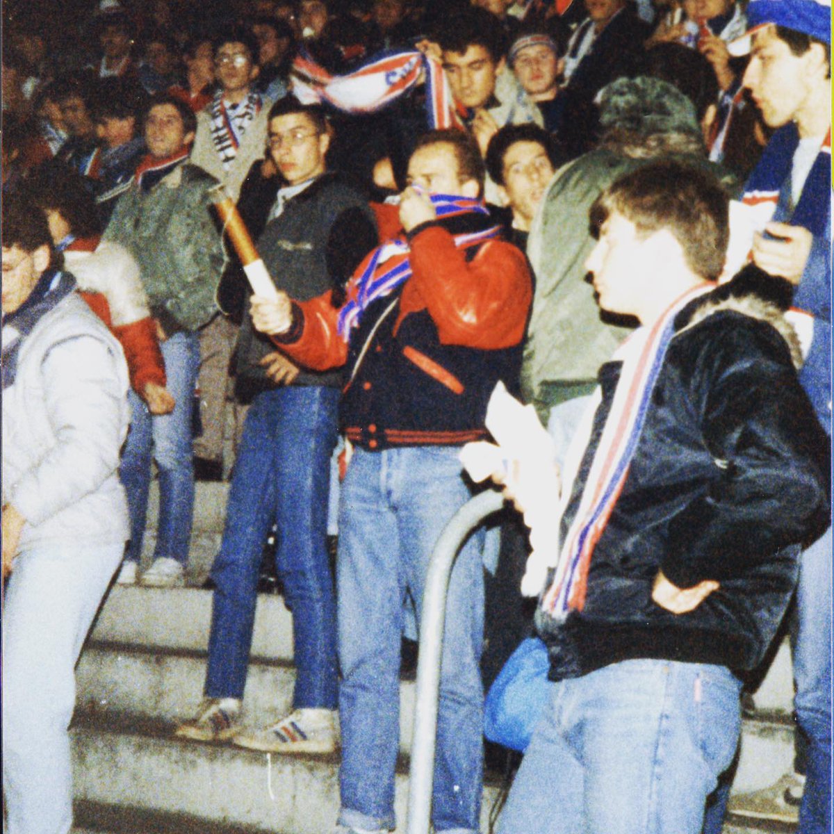 #kopofboulogne #hooligans #ultras #footballfans #parissg #psg #parissgfans #ultraspsg #psgontour #boulogneboys #ultrasmentality #psgfans #ultrasworld #ultrasstyle #kob78 #tribuneboulogne #psghooligans #ultrasparis #livreKOB #pariscasuals