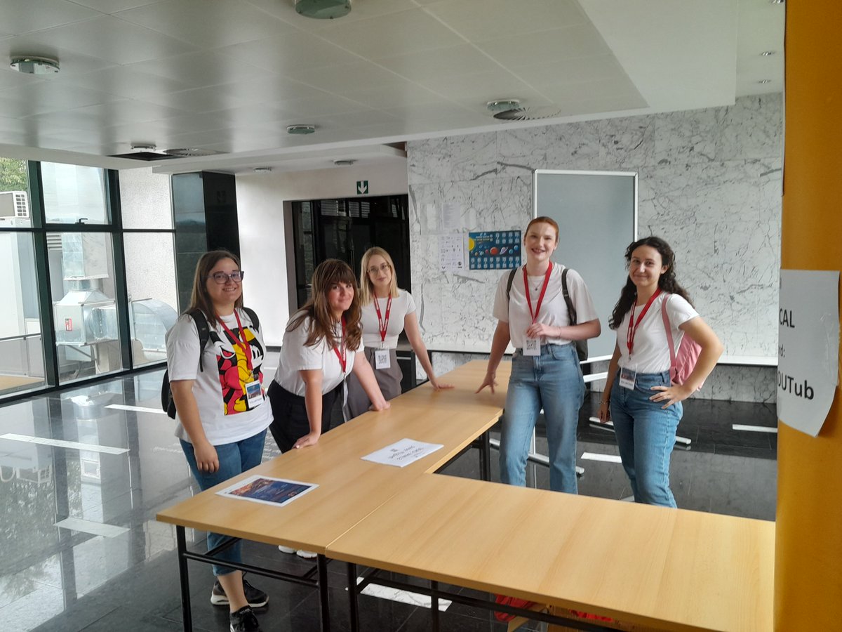 L3Conf2020's tweet photo. Pre-conference PhD workshop, nothing happens without the help of our volunteers, students at the University of Zagreb #L3conference2022 https://t.co/jgAjTV0rWB
