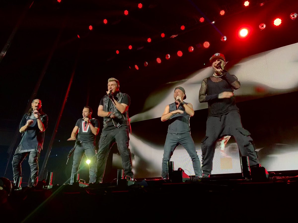 slane416's tweet photo. Wichita!! #BSBWorldTour2022 #bsbworldtour #bsbict @angela_edenloff  @nickcarter @aj_mclean @howied @kevinrichardson @brian_littrell @backstreetboys https://t.co/YmKq8XtF2X