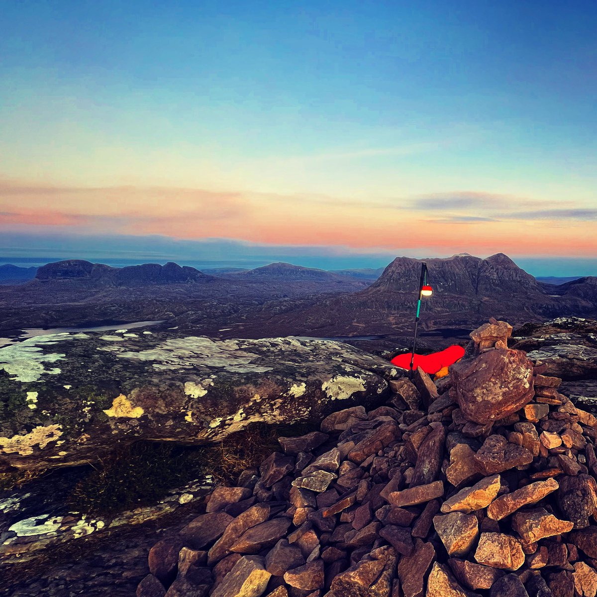 OTATScotland's tweet photo. Little lights and #bivvy nights..‼️Need to crack a few more of these. Planning on going #adventure crazy on the next round of trips. Picture was taken on Stac Pollaidh - Northwest #Highlands. Views of the hills surrounding are outstanding. #Suilven, #Canisp, Cùl Mòr. https://t.co/JvPQhFsxrs