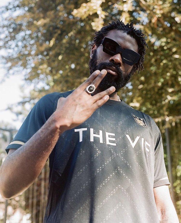 Kulturlesite_'s tweet photo. 🚨Damso a atteint les 19 singles de Diamant !💎

Il est le deuxième rappeur francophone qui en cumule le plus. https://t.co/zvqH7w5Az5