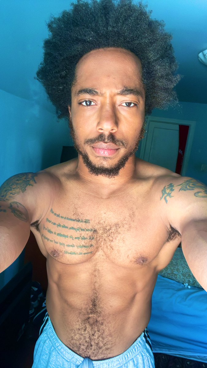 Wings growing. Hair growing. Beard stagnant 😭😭😭🤦🏽‍♂️
 #Raw #Afro #4c #4chairstyles