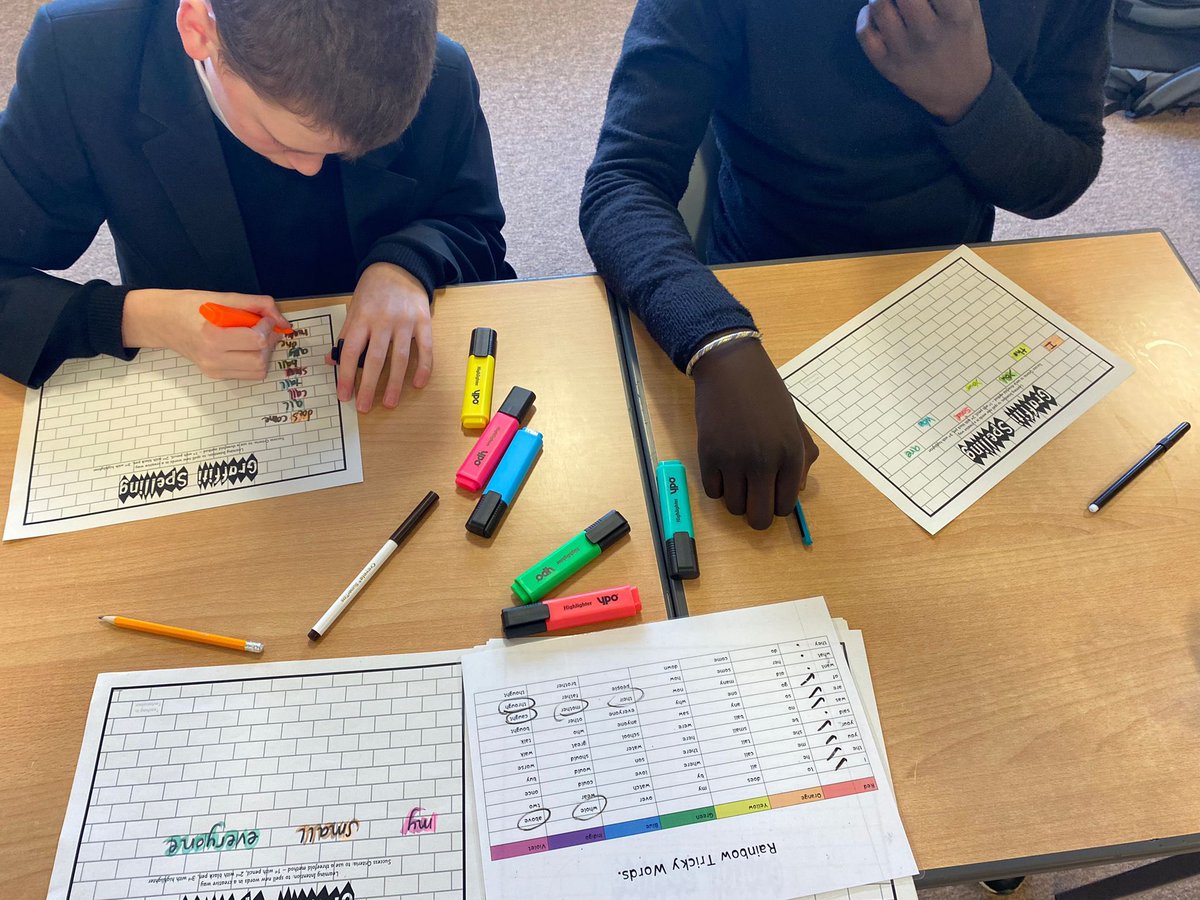 CraigroystonSfL's tweet photo. Active spelling activities in S2 this morning 💙💛 @CCHSEdinburgh @CCHS_Learns https://t.co/LAXh70GY00