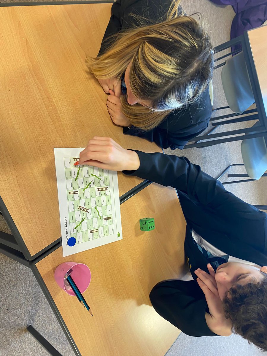 CraigroystonSfL's tweet photo. Active spelling activities in S2 this morning 💙💛 @CCHSEdinburgh @CCHS_Learns https://t.co/LAXh70GY00