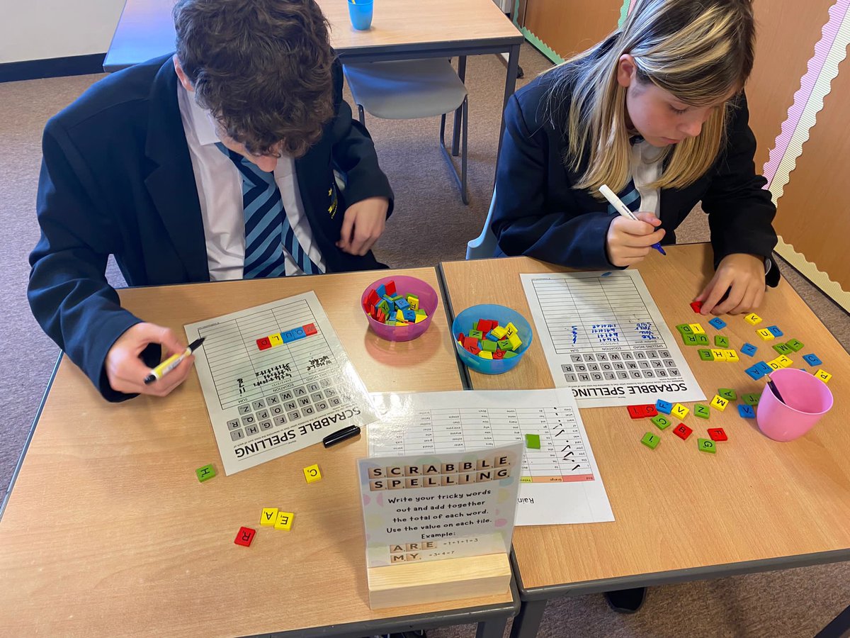 CraigroystonSfL's tweet photo. Active spelling activities in S2 this morning 💙💛 @CCHSEdinburgh @CCHS_Learns https://t.co/LAXh70GY00