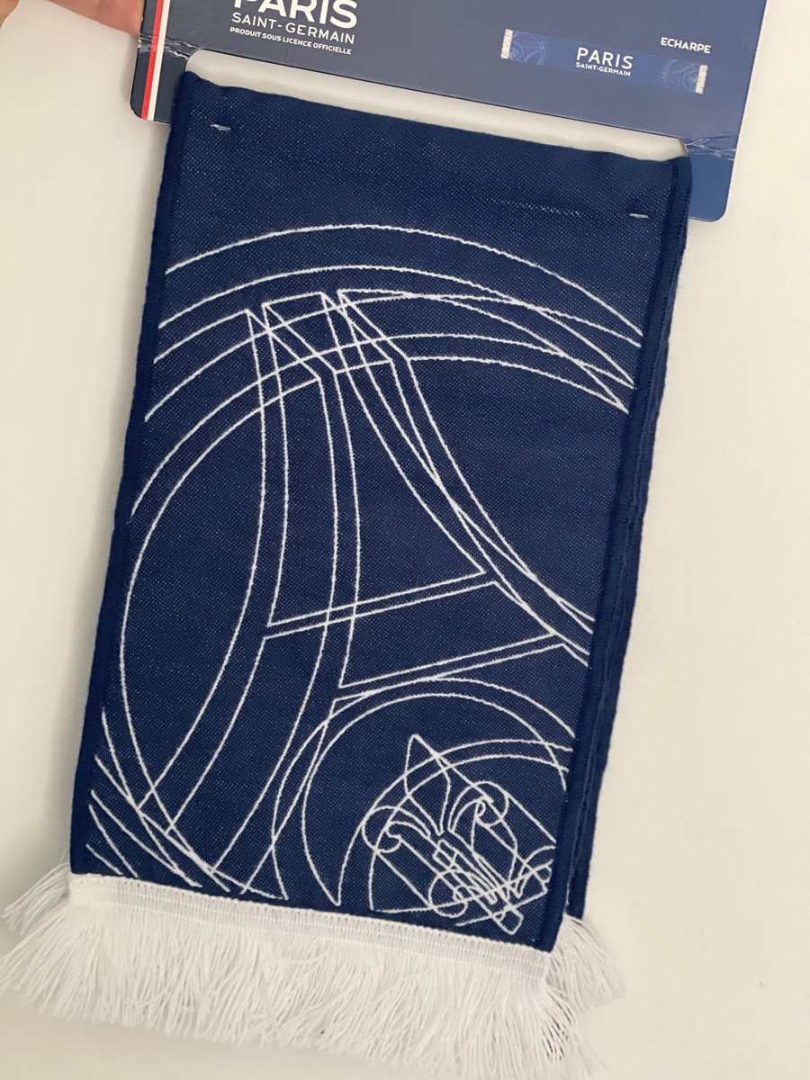 🎁GIVEAWAY🎁

¡Compartí esta publicación y comentá con el marcador final del partido de hoy entre el Macabi Haifa y PSG y quedarás participando por una bufanda original del PSG!

*¡Aplica solo para residentes de Costa Rica!

#PSGFanClubCR #PSG #Giveaway #IciCestParis