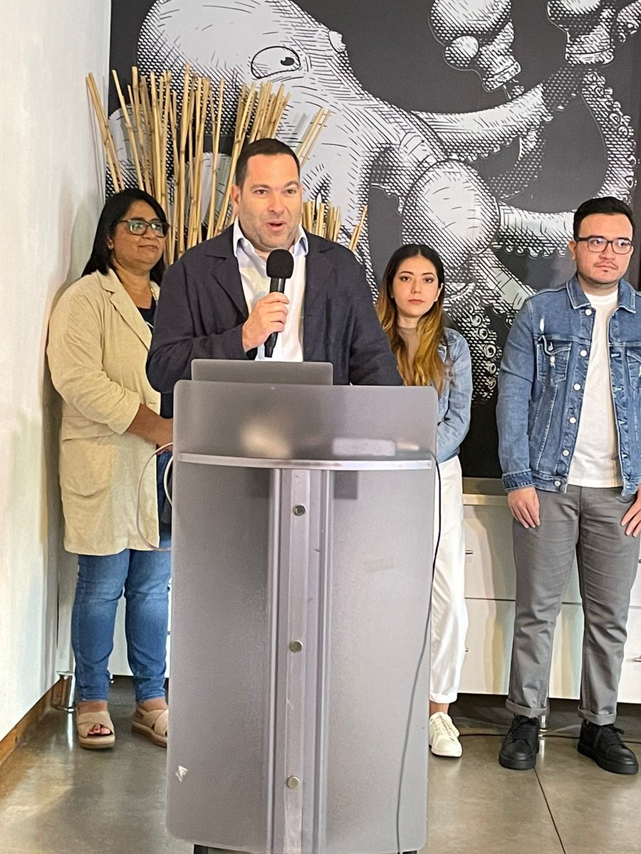 ElMundoSV's tweet photo. Publicidad Comercial MullenLowe apoya el talento creativo salvadoreño con la II edición de INK House. En esta edición participan estudiantes de 8 universidades que desarrollarán en 24 horas una campaña publicitaria para una reconocida marca internacional. https://t.co/gaKDhIMeir