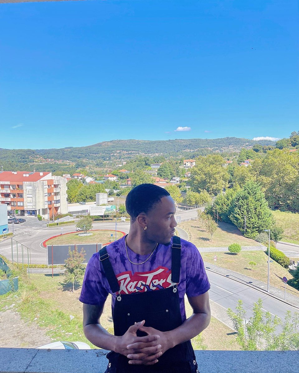kingasaurous's tweet photo. Birthday Post 🎉 Another year and I still out here grinding “Never falling off the mere notion is preposterous”  

cashapp: @ragasaurous for birthday donations lol @ Paredes de Coura, Portugal https://t.co/IdP00KreKH