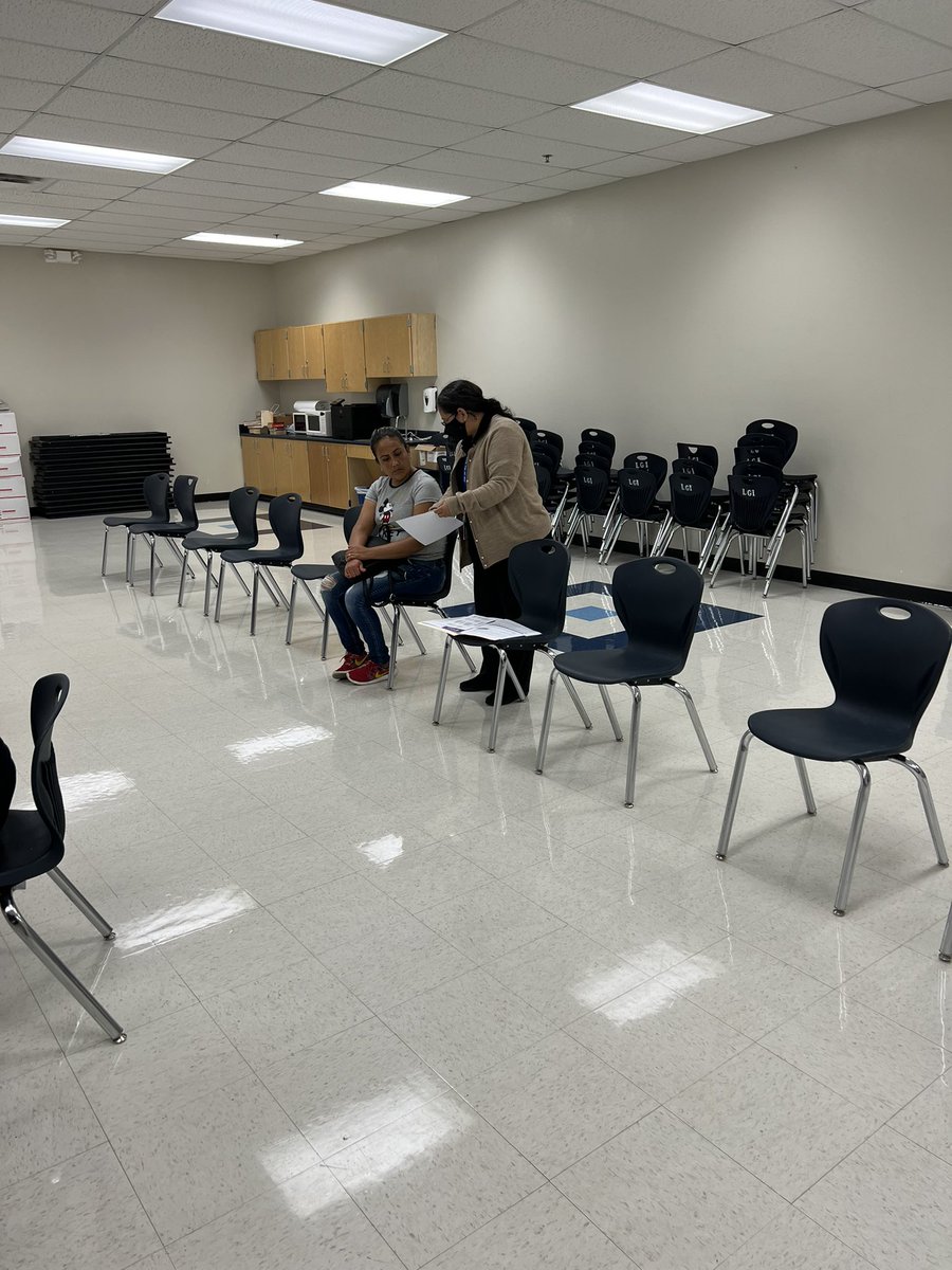 JJHSCounseling's tweet photo. Parent Cafecito: Freshmen Colt Corral @NISDJay @NISDJaySEA It was an excellent opportunity to meet with parents and offer support for 9th graders! #MustangsIgnited https://t.co/HYF6eHzYxD