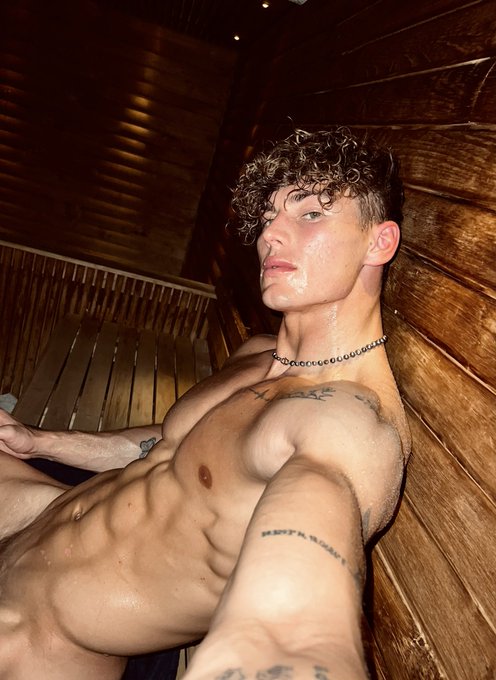 New video out now! https://t.co/T2K7ugRJD7 https://t.co/8fbEi3kAex<a href="/tag/bubblebath"class="tags"><span>#bubblebath</span></a><a href="/tag/bubblebutt"class="tags"><span>#bubblebutt</span></a>