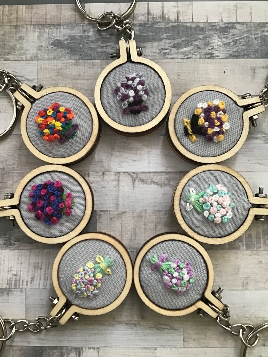 BontonsBoutique's tweet photo. A wider selection of #SubtlePride #Keychains now available On my #Etsy at #BontonsBoutique.
#SmallBusiness #Handmade #embroidery https://t.co/t4miqsnzD0