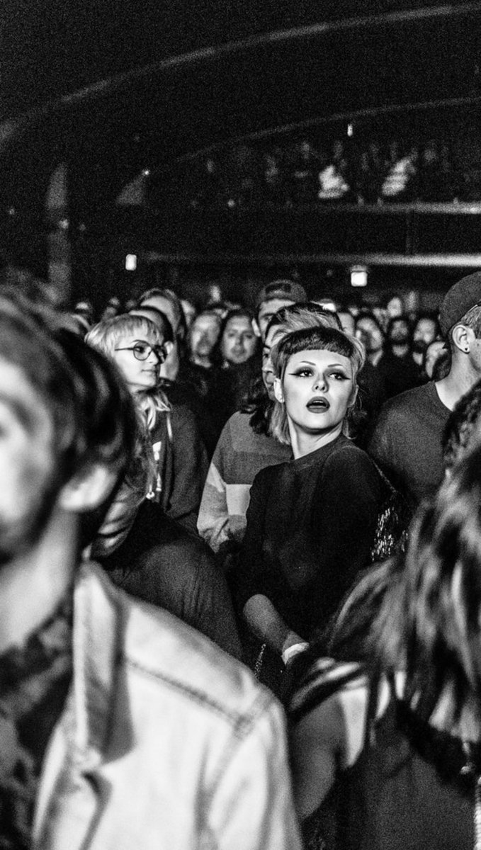 imaghostxo's tweet photo. Mood.
#DTLA #HEALTHBAND #Music #StreetPhotographer https://t.co/fa9Ka7HF1c