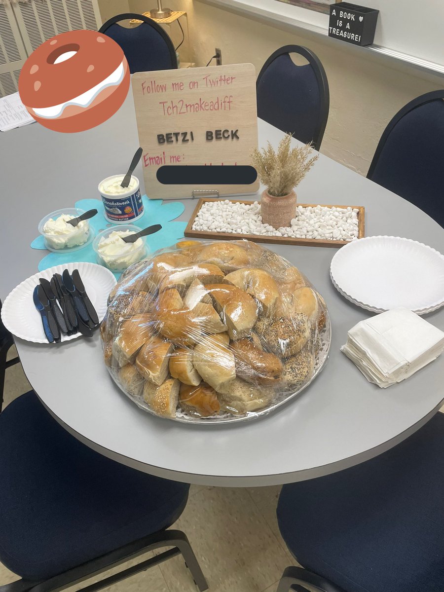 tch2makeadiff's tweet photo. Hosting Bagels 🥯 from Betzi @LivingstonPark to continue to connect w/new &amp; existing SPED staff in the building that I will be coaching.
1 🎟 for visiting 
1 🎟 for following me 
1 🎟 for tweeting and tagging me 
2 🎟 Tweet about something you are proud of
#truenorthbrunswick https://t.co/Rx4UEL1SuD