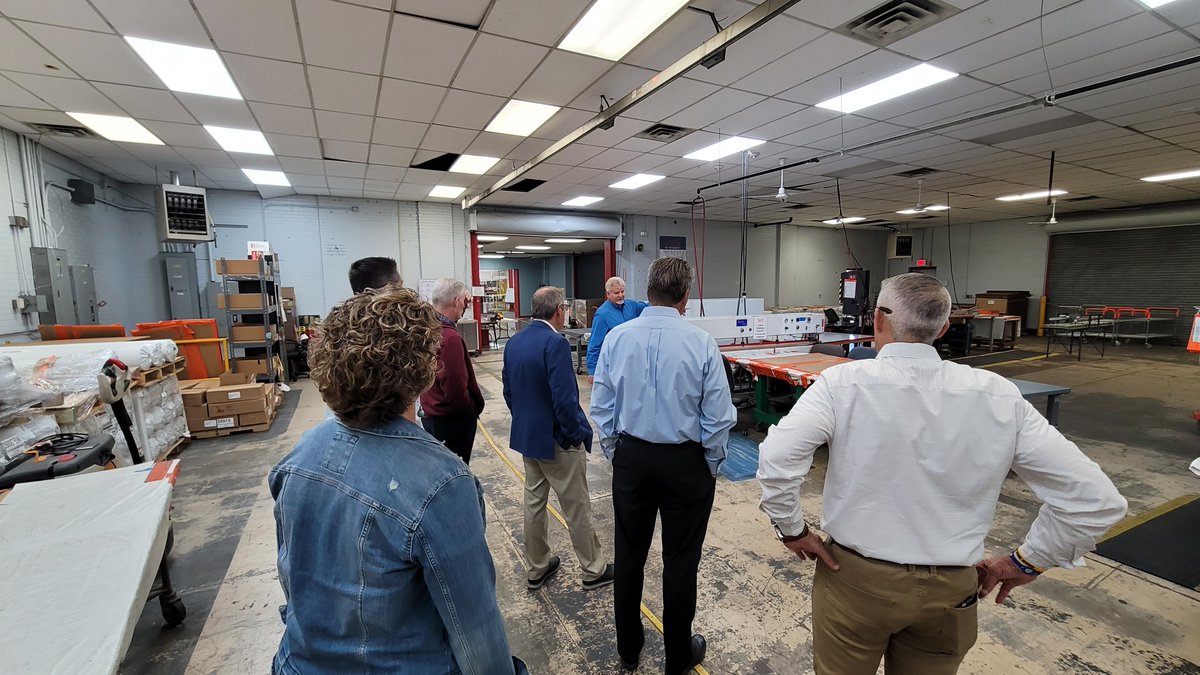 MagellanExecs's tweet photo. Our Corner Office Group had the amazing opportunity to tour @NewViewOK , thank you so much to Lauren for hosting!
.
.
.
#magellanexecutivepartners #magellan #leadership #csuite #ceo #executive #leader #cornerofficegroup #executivepeergroup #newview #newviewok #newviewoklahoma https://t.co/TTXG3pGZ5o