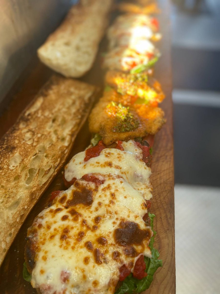 Sarahlatintaste's tweet photo. Stop by for a mouth-watering lunch today! We are located at 765 Old County Road in #SanCarlos. 

Check out the menu and order online so your order is ready when you get here: https://t.co/kz2RiLyLg3 

#Milanesa
#Chimmichurri
#FreshIngredients
#SupportSmallBusiness https://t.co/nXEB7iZH0V