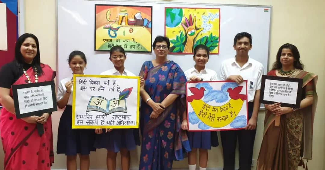 ils_lagos's tweet photo. To highlight the importance of our Rashtrabasha, Hindi Diwas was celebrated at the Indian consulate in Lagos.
The staff at the Consulate General of India, Lagos Nigeria participated in some activities prepared by the students of I.L.S.
#hindidiwas2022 https://t.co/Gmz3wJoNr3