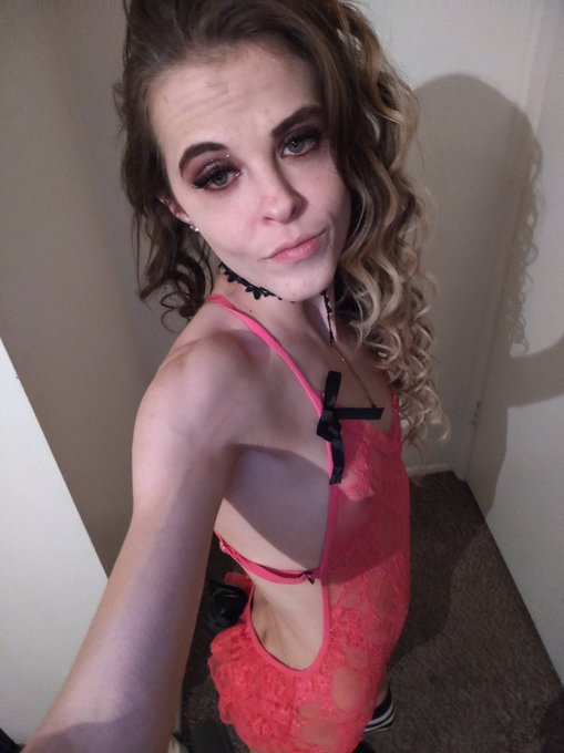 hey babes, cum add me on skype. Beauty and the Beast420   or  you can request a custom video from me<a href="/tag/snapchat"class="tags"><span>#snapchat</span></a><a href="/tag/skypeshow"class="tags"><span>#skypeshow</span></a><a href="/tag/streammates"class="tags"><span>#streammates</span></a>
