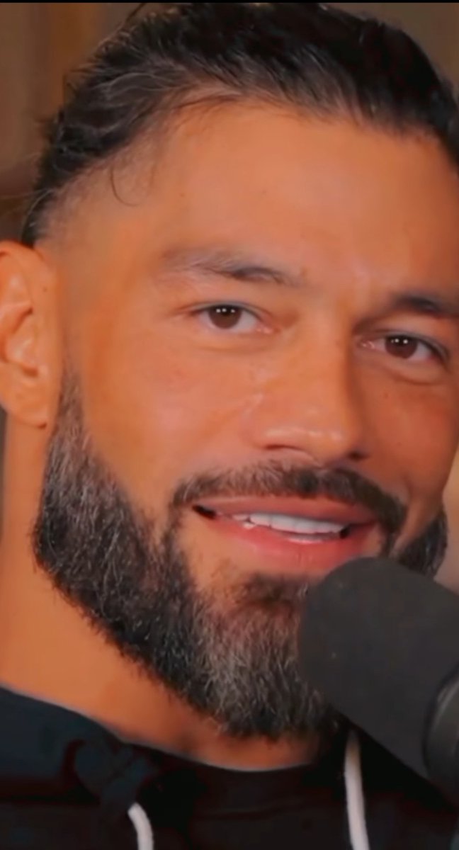 Goldengal88's tweet photo. @WWERomanReigns best ♥️ #RomanReigns #PWI500 love you #TribalChief #AcknowledgeMe https://t.co/k3H9B45876