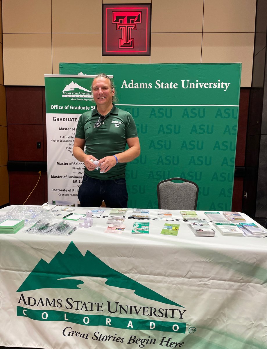 TTUCareers's tweet photo. Recruiters have traveled far &amp; wide to be here today in #Raiderland. Stop by the G&amp;P Fair and welcome them to our beautiful campus🤠👆🌵#TTU #TexasTech #RedRaiders https://t.co/n3Q0ccpvn2
