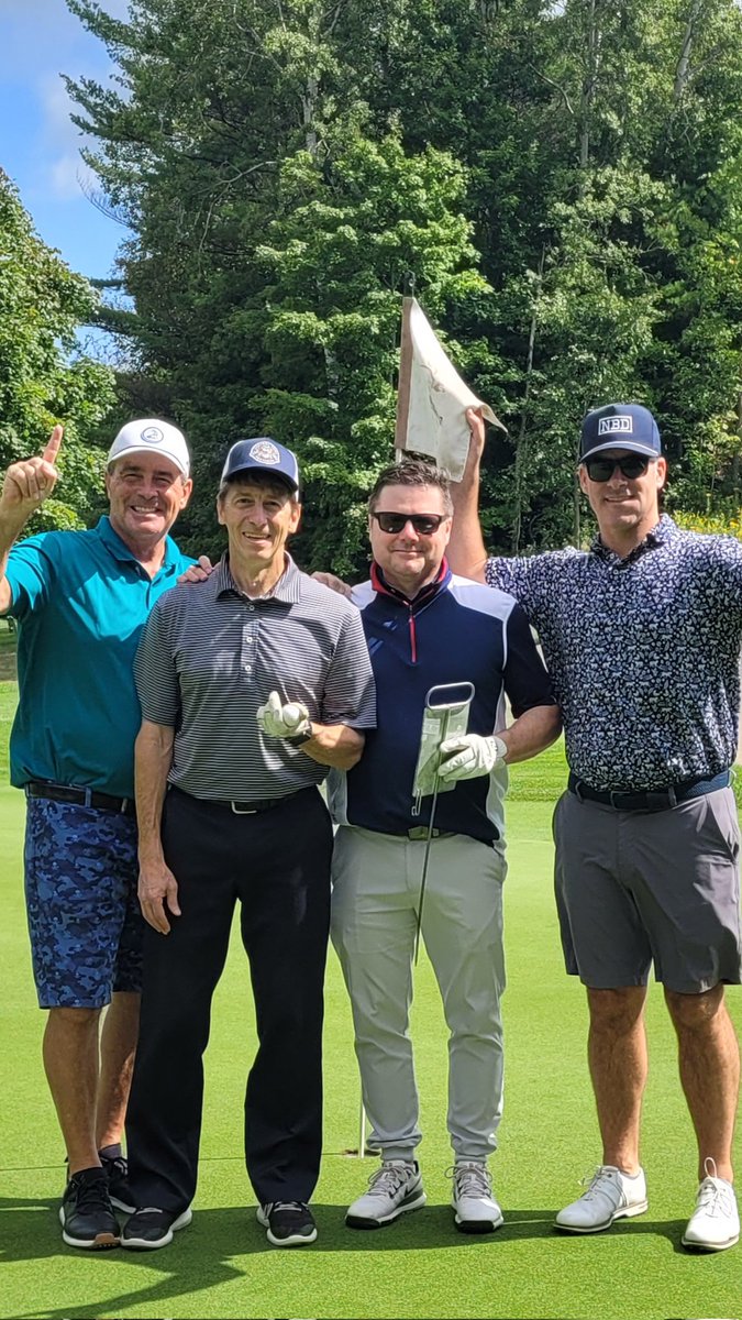 RodBlackTV's tweet photo. ACE Alert. John Stolys Central York Panther Hockey Coach with his first Hole in One @PheasantRunGolf Thanks to @CYGHAOfficial for having me out to help raise $$$ for Panthers Girls Hockey.
🇨🇦👀⛳️🏒 https://t.co/jWfsKVUZ3i