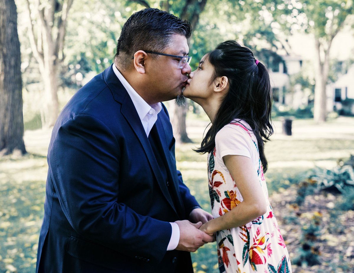 AutismTodayNPO's tweet photo. This is a picture of our co-founder Vincent and his beautiful daughter Izzy! She is autistic and non-verbal. On Friday, Izzy was hungry and typed on her keyboard "I want fettuccini"! To Vincent and many other parents, this is a miracle! https://t.co/E3PzMR78KO