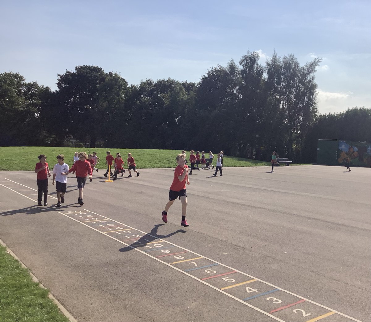 Llysfaen2025's tweet image. #4RJ #4BC #6CP #6GJ enjoying our first daily mile of the academic year in the sunshine! #HCI