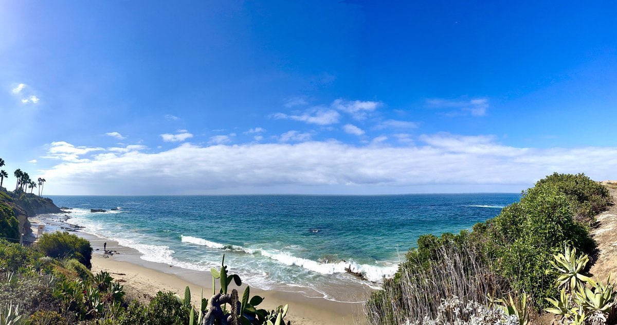 EllieGirl77's tweet photo. Nothing much to see here on my day off… what sort of things do y’all do to relax and unplug? #lagunaBeach #OC #beachGirl #BeachSnob #TypicalWednesday https://t.co/PASomZgoxV