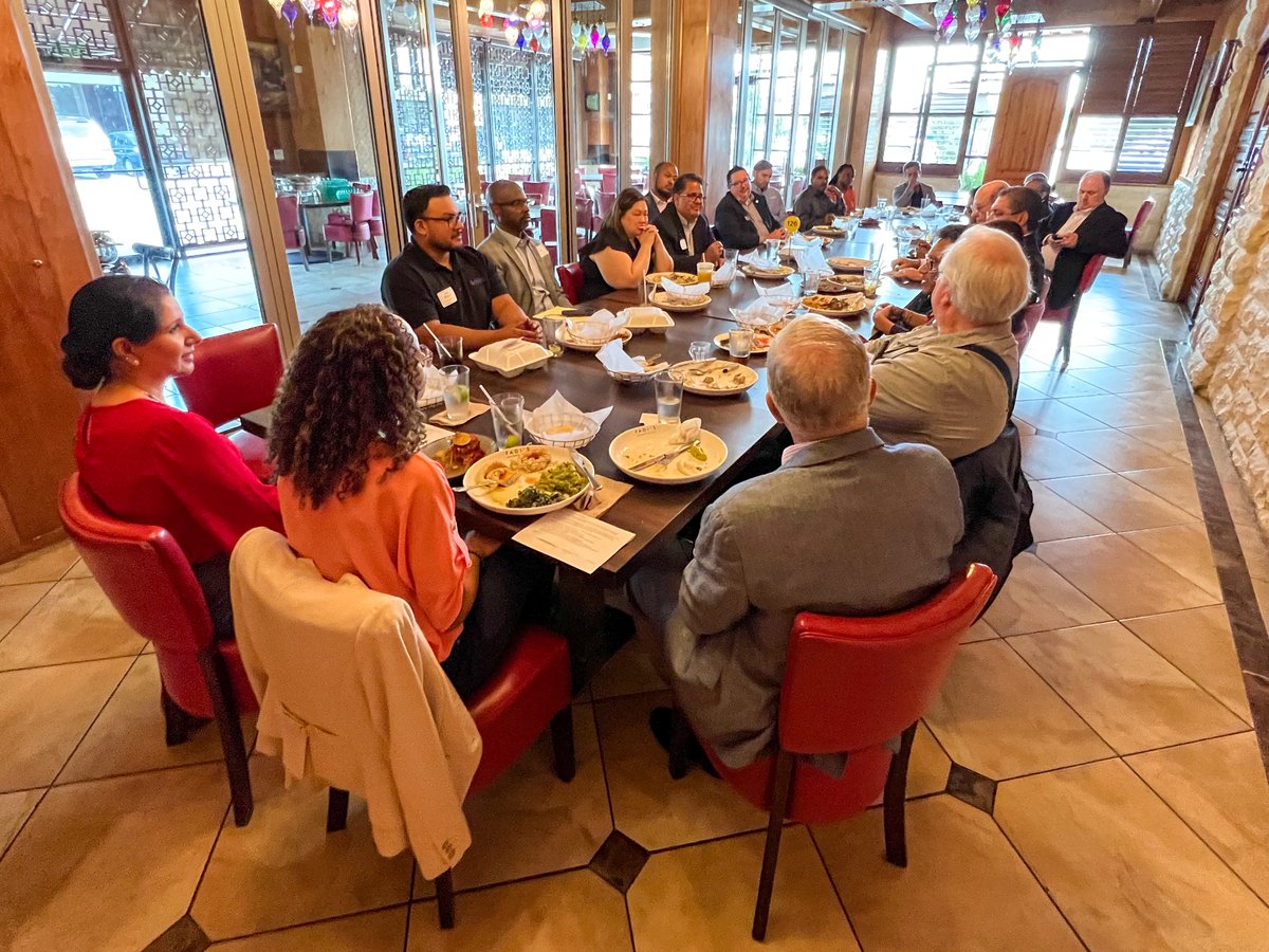 ACECHouston's tweet photo. Members learned how successful small firm biz owners started a firm, grew it, and overcame challenges during our roundtable. Thanks to Sudhakar Kalaga | @KITProfs, Bonnie Moss | @MBCOEngineering, and Melvin Spinks | @civiltecheng, A @woolpert Company for sharing words of wisdom. https://t.co/zzwBbgWf4X