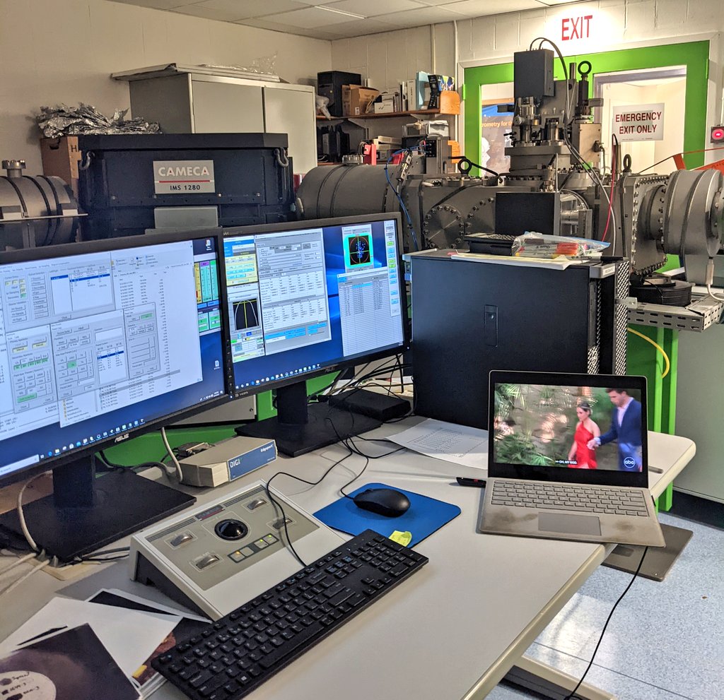 I think it's important to be well rounded. That's why I'm watching the bachelorette while running a mass spectrometer. #InterdisciplinaryResearch