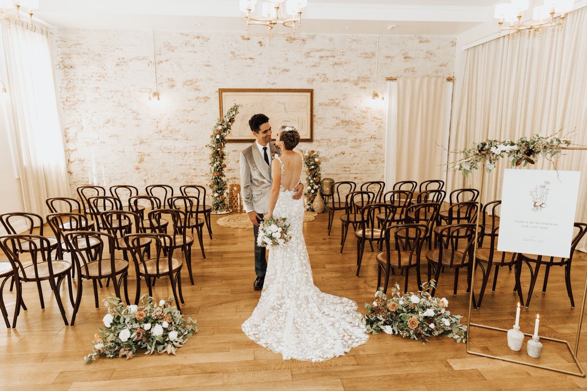 FiftyFlowerscom's tweet photo. If you're looking for wedding aisle inspo you've come to the right spot. Take a minute and read this blog and let your creative juices start flowing!
-
https://t.co/3eo7k6a7oc
-
#FiftyFlowers #DIYWeddingFlowers #DIYWedding #DIYWeddingAisle #DIYBride #2022Wedding #2023Wedding https://t.co/bZzyYMVOx5