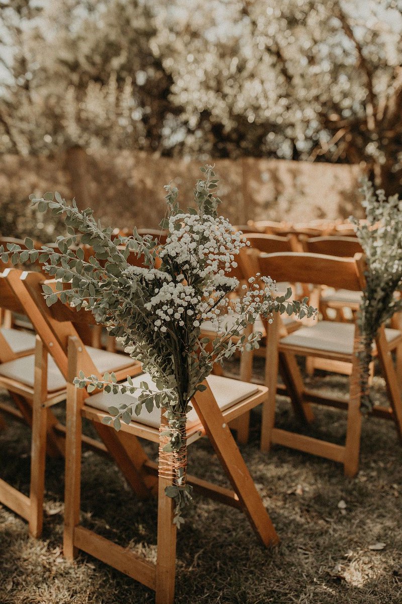 If you're looking for wedding aisle inspo you've come to the right spot. Take a minute and read this blog and let your creative juices start flowing!
-
bit.ly/3L6eGKe
-
#FiftyFlowers #DIYWeddingFlowers #DIYWedding #DIYWeddingAisle #DIYBride #2022Wedding #2023Wedding