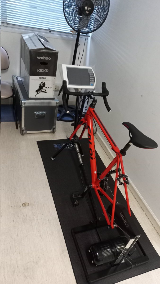 Bicycle_Bryan's tweet photo. Some new toys in the @Appl_Phys_Nutr exercise performance laboratory
π₯³π²π΄ββοΈπ΄ββοΈ#cyclus2 https://t.co/yroxzWEmj7